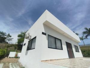 Piscina privada y mucha tranquilidad.