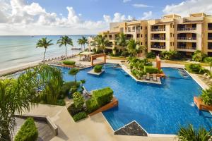 Faro 201 Beachfront apartment with ocean view, close to 5th Av