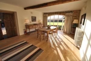 The Coach House, Wrexham Road