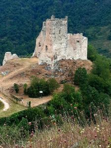 Maisons de vacances Au pied du chateau de Miglos : photos des chambres