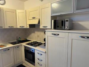 Relax vista mare con giardino