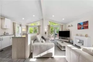 Rivers Edge - Crook of Devon