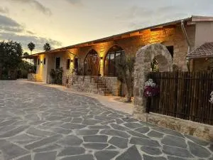 Hagafen Boutique Suites - 兹奇隆亚科夫