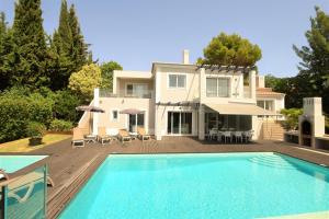 Villa Louella