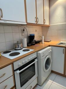 LP appartment athens