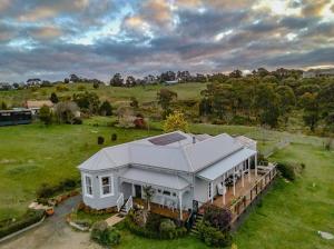Dairy House- an idyllic country escape, Daylesford
