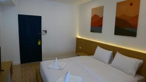 Midnight Blue Guesthouse