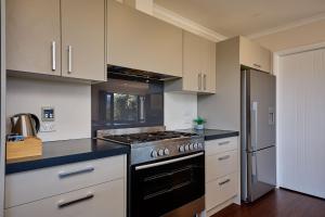 Spacious Family Friendly Parkside