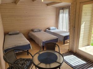 Veldemani suvemajakesed