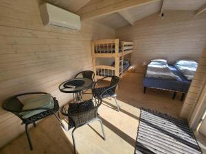 Veldemani suvemajakesed