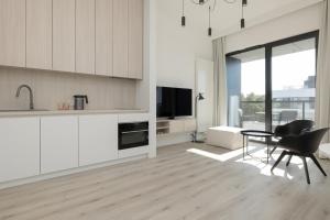 Shellter 33 forRest Art & Design Apartments