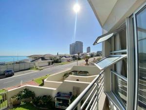 Spectacular Views of The Bay