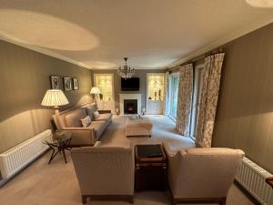 One Dunbar Court Gleneagles Village