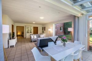 mit Wintergarten nah Moviepark