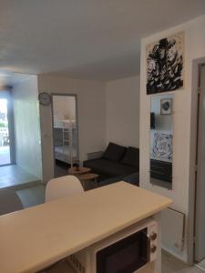 Résidence les caraïbes Cap dagde - Centre Port- Parking Gratuit-Terrasse - wifi 5G