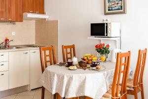 Holiday apartment in Seget Vranjica with sea view, terrace, WiFi, washing machine 5181-1