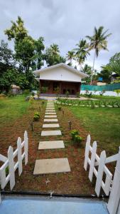 Merlys Fruit Garden - Resort at Thattekkad