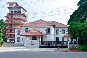 THE PEARL VIEW HOTEL - Badagara