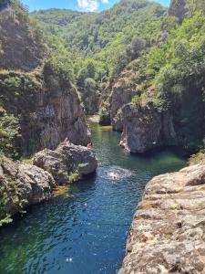 Maisons de vacances L'Ardechois - Les Gites du Castagnou : photos des chambres