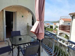 Holiday apartment in Razanj with sea view, terrace, air conditioning, WiFi 4773-2