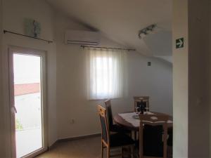 Holiday apartment in Razanj with sea view, terrace, air conditioning, WiFi 4773-3