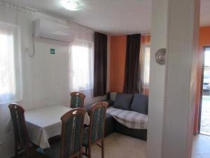 Holiday apartment in Razanj with terrace, air conditioning, WiFi, washing machine 4773-1