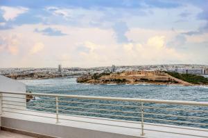 493 Seafront Duplex Penthouse in Valletta