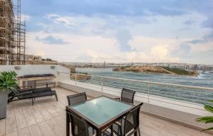 493 Seafront Duplex Penthouse in Valletta