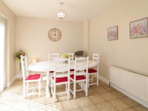 Owen Tucker View House