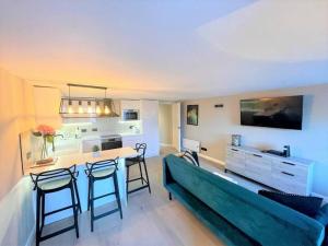 Stylish, Central And Cosy 1BD Nr Canongate