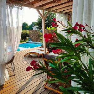 Maison neuve et chaleureuse