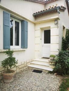 Maisons de vacances Maison avec piscine dans village provencal. : photos des chambres