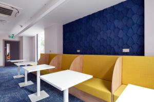 Coleman Court Summer Accommodation