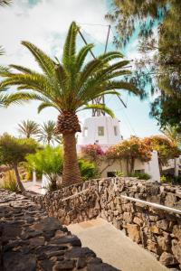 ROBINSON ESQUINZO PLAYA -Inclusive