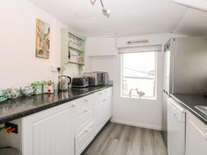 Suzannes Beach Hut