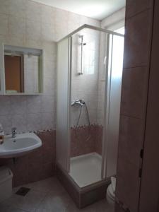 Room in Brela with air conditioning, WiFi, washing machine 4947-6