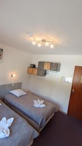 Hotels Hotel Le Pommeil : photos des chambres