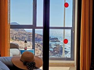 Las Rocas by the Ocean, Wifi and Sea View
