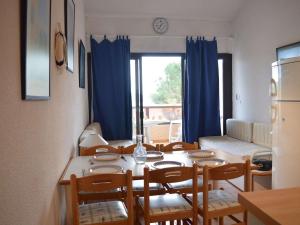 Appartement 3 pièces climatisé avec piscine, tennis, parking à La Croix-Valmer - FR-1-226B-152