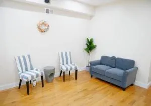 Newly Renovated Guest Rooms near Transportation - 普鲁士王