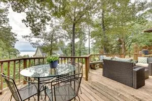 Rustic Iuka Retreat about half Mi to Pickwick Lake! - Corinth