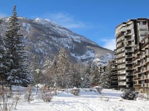 Appartements Appartement La Salle-les-Alpes, 1 piece, 2 personnes - FR-1-330F-69 : photos des chambres