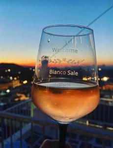 Bianco Sale Holiday Home - Seaview Terraces