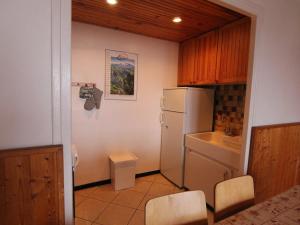 Appartements Appartement Huez, 2 pieces, 4 personnes - FR-1-405-22 : photos des chambres