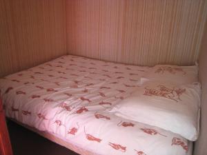 Appartement cosy 2 pièces, balcon sud, proche remontées et commerces, parking, casier à skis, 5 pers - FR-1-405-107