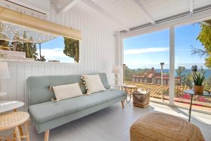 Casa de la Playa. Beach House with magnificent sea