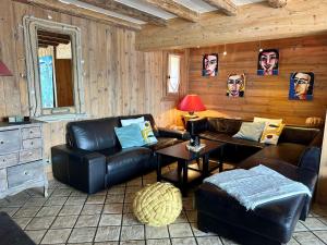 Chalets Chalet Villard-sur-Doron, 6 pieces, 14 personnes - FR-1-293-211 : photos des chambres