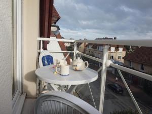 Appartements Appartement Merville-Franceville-Plage, 2 pieces, 4 personnes - FR-1-465-26 : photos des chambres