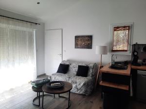 Appartements Les Amandiers : photos des chambres