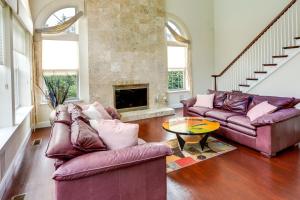 Centrally Located Family Home with Pool